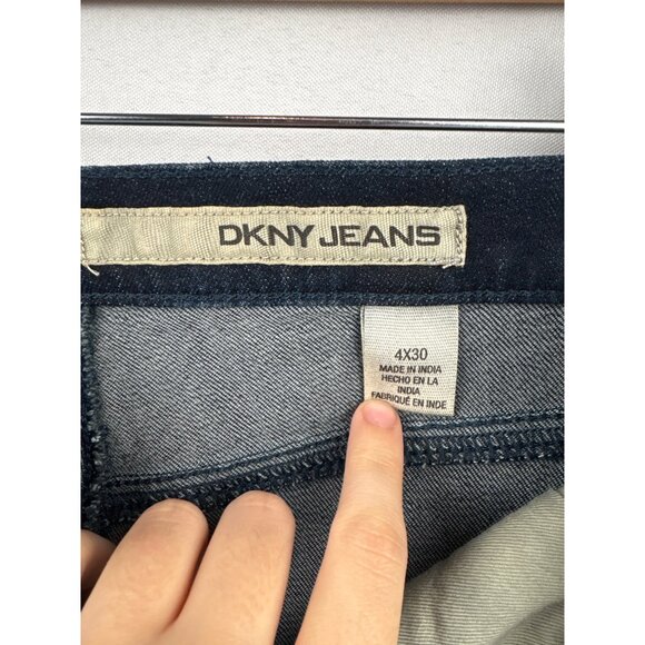 Women’s DKNY Size 4 Dark Wash Blue Skinny Jeans - Picture 4 of 6